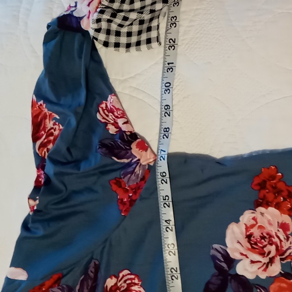 Zadie B's s Top and Skirt Set 3X - Picture 5 of 7